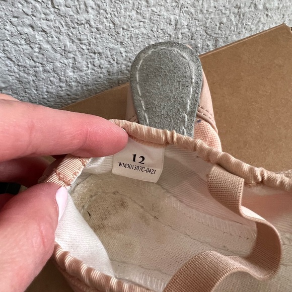 Girls Tap and Ballet shoe set - Picture 4 of 5